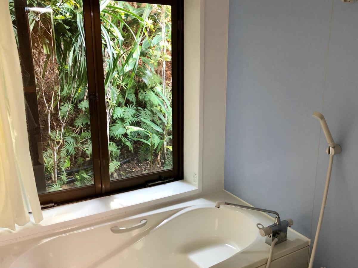 Villa Sea Breeze Onna Esterno foto